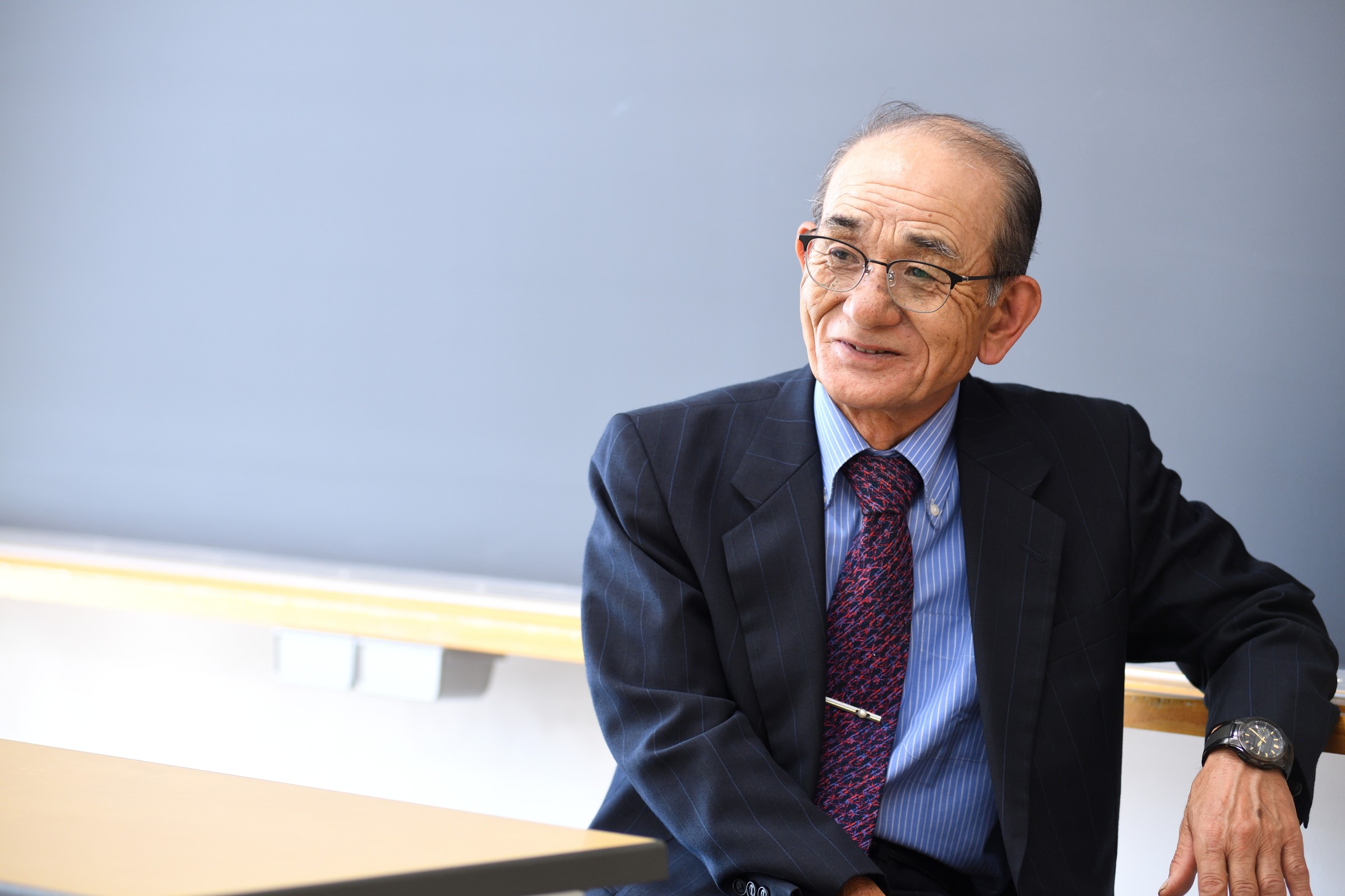 笈川 信昭 先生