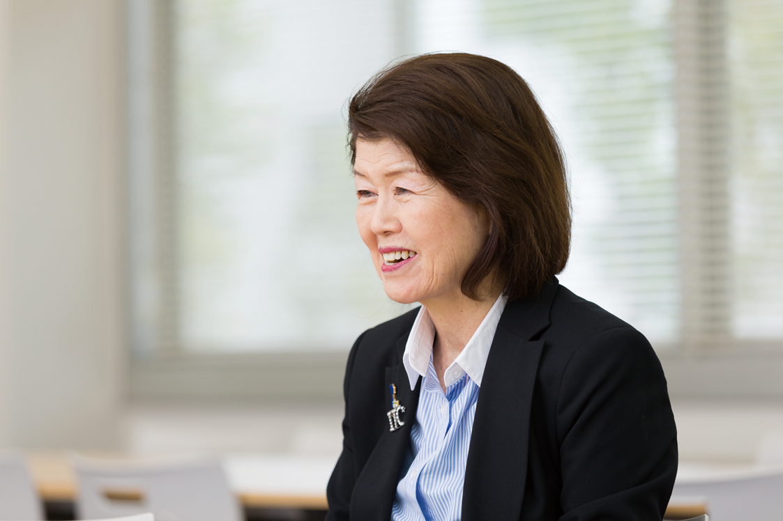 川井 恵子 先生